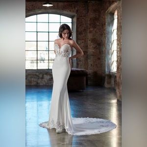 Venus bridal strapless dress and Essenes of Australia strap